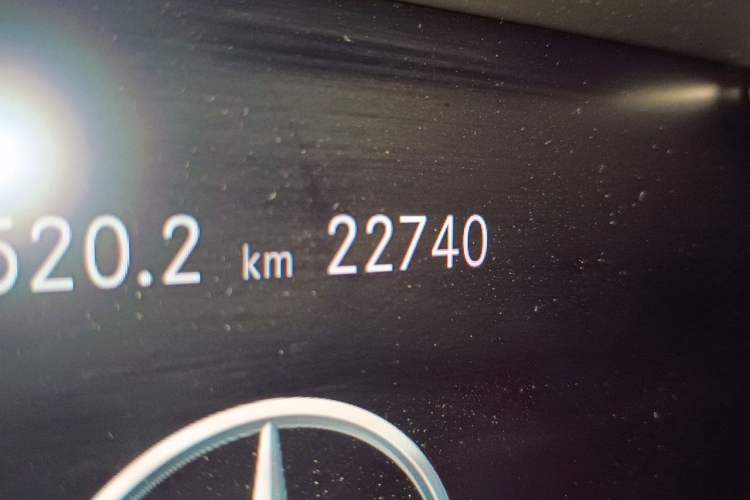 Used Mercedes-Benz GLC Coupe 2022 Refreshed GLC 300 4MATIC Coupe SUV Odometer Close Up