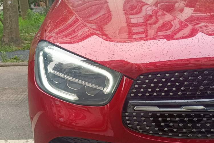 Used Mercedes-Benz GLC Coupe 2022 Refreshed GLC 300 4MATIC Coupe SUV Right Front Headlight