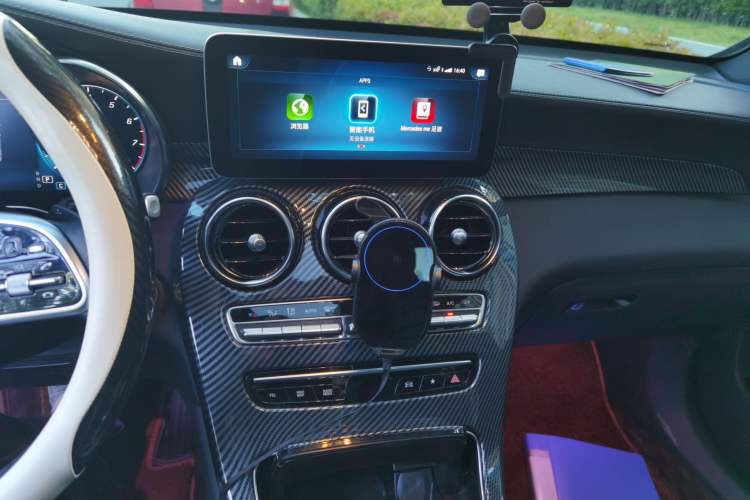 Used Mercedes-Benz GLC Coupe 2022 Refreshed GLC 260 4MATIC Coupe SUV Audio And AC Panel