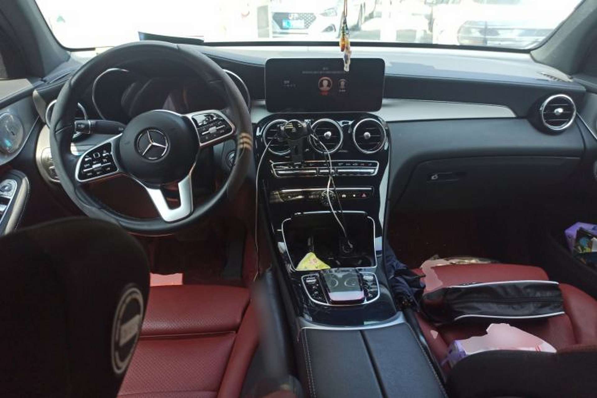 Used Mercedes-Benz GLC Coupe 2022 Refreshed GLC 260 4MATIC Coupe SUV Center Console