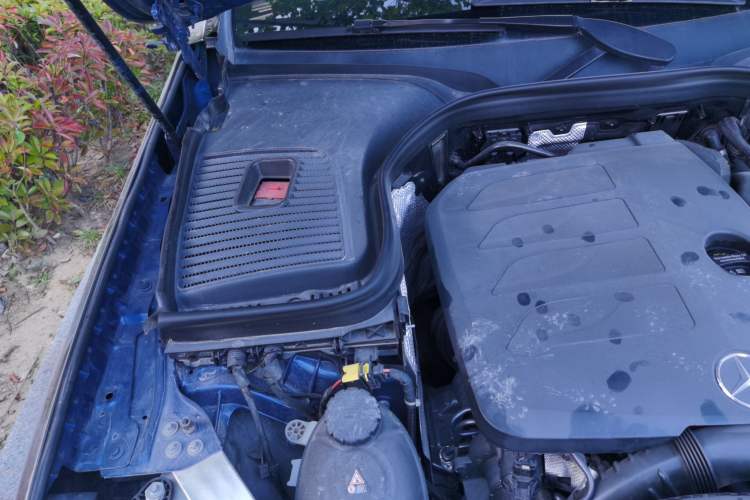 Used Mercedes-Benz GLC Coupe 2022 Refreshed GLC 260 4MATIC Coupe SUV Engine Bay Right