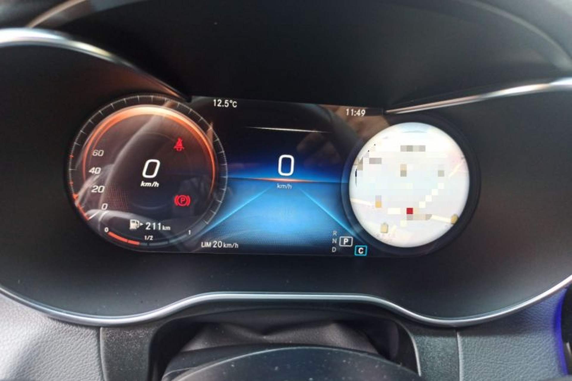 Used Mercedes-Benz GLC Coupe 2022 Refreshed GLC 260 4MATIC Coupe SUV Instrument Cluster