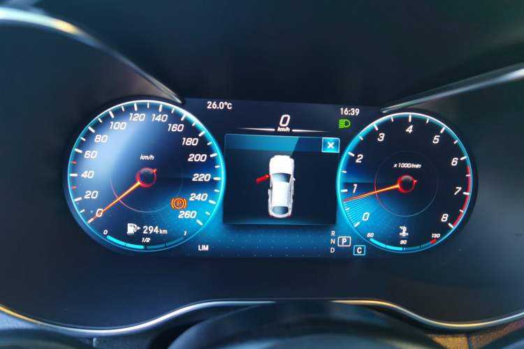 Used Mercedes-Benz GLC Coupe 2022 Refreshed GLC 260 4MATIC Coupe SUV Instrument Cluster