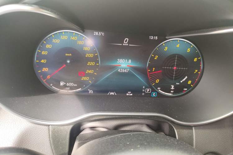 Used Mercedes-Benz GLC Coupe 2022 Refreshed GLC 300 4MATIC Coupe SUV Odometer Close Up