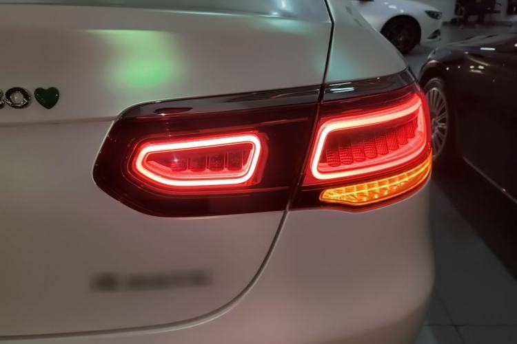 Used Mercedes-Benz GLC Coupe 2022 Refreshed GLC 300 4MATIC Coupe SUV Right Rear Taillight