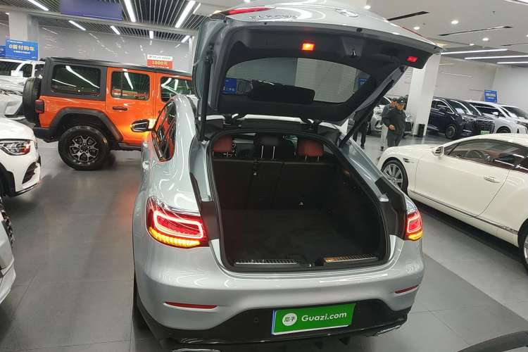 Used Mercedes-Benz GLC Coupe 2022 Refreshed GLC 260 4MATIC Coupe SUV Trunk