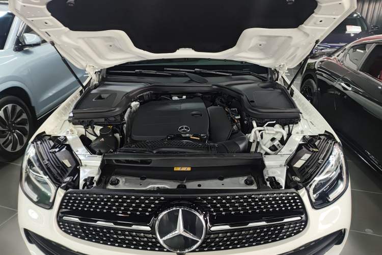 Used Mercedes-Benz GLC Coupe 2022 Refreshed GLC 300 4MATIC Coupe SUV Engine Bay