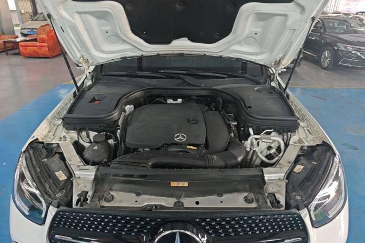 Used Mercedes-Benz GLC Coupe 2022 Refreshed GLC 260 4MATIC Coupe SUV Engine Bay