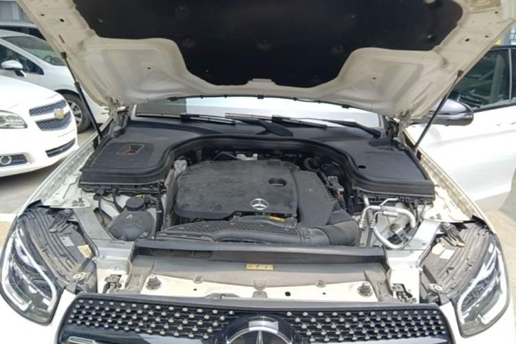 Used Mercedes-Benz GLC Coupe 2022 Refreshed GLC 260 4MATIC Coupe SUV Engine Bay