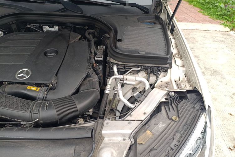 Used Mercedes-Benz GLC Coupe 2022 Refreshed GLC 260 4MATIC Coupe SUV Engine Bay Left