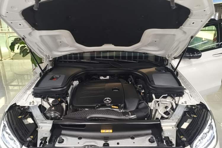 Used Mercedes-Benz GLC Coupe 2022 Refreshed GLC 300 4MATIC Coupe SUV Engine Bay