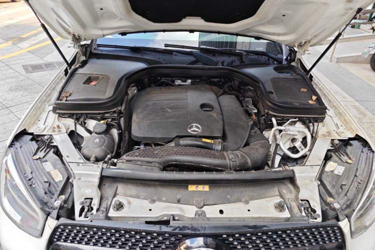 Used Mercedes-Benz GLC Coupe 2022 Refreshed GLC 260 4MATIC Coupe SUV Engine Bay