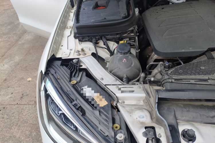 Used Mercedes-Benz GLC Coupe 2022 Refreshed GLC 260 4MATIC Coupe SUV Engine Bay Right