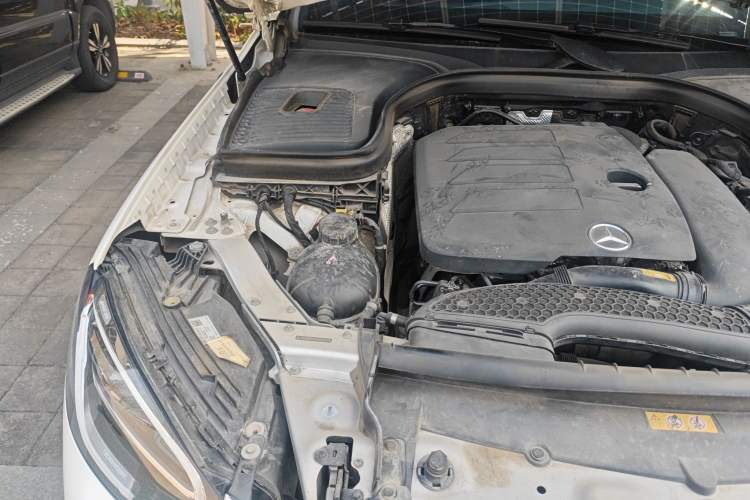 Used Mercedes-Benz GLC Coupe 2022 Refreshed GLC 260 4MATIC Coupe SUV Engine Bay Right