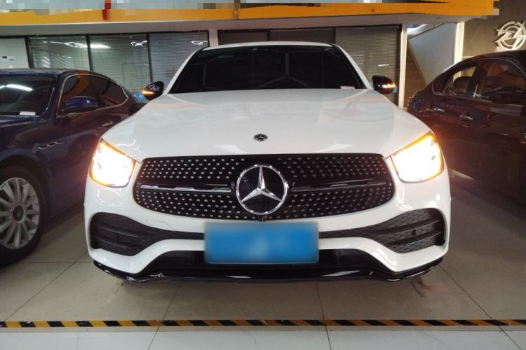 Used Mercedes-Benz GLC Coupe 2022 Refreshed GLC 260 4MATIC Coupe SUV Exterior 1