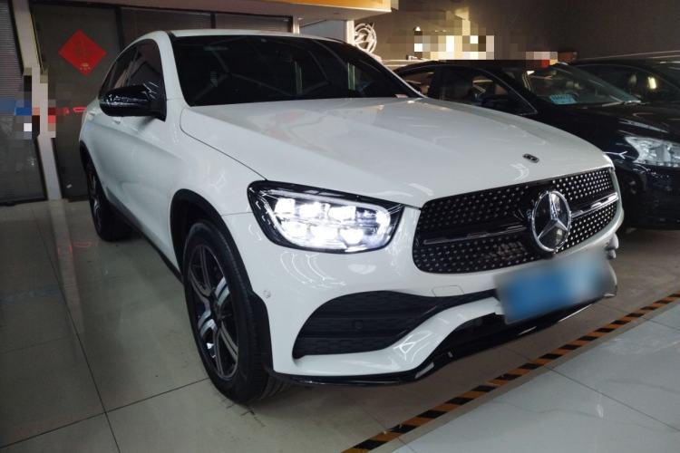 Used Mercedes-Benz GLC Coupe 2022 Refreshed GLC 260 4MATIC Coupe SUV Exterior 2