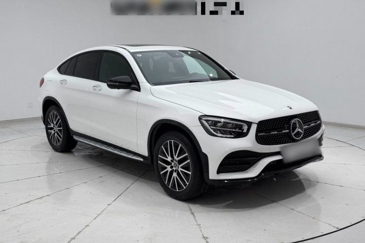 Used Mercedes-Benz GLC Coupe 2022 Refreshed GLC 300 4MATIC Coupe SUV Exterior 2