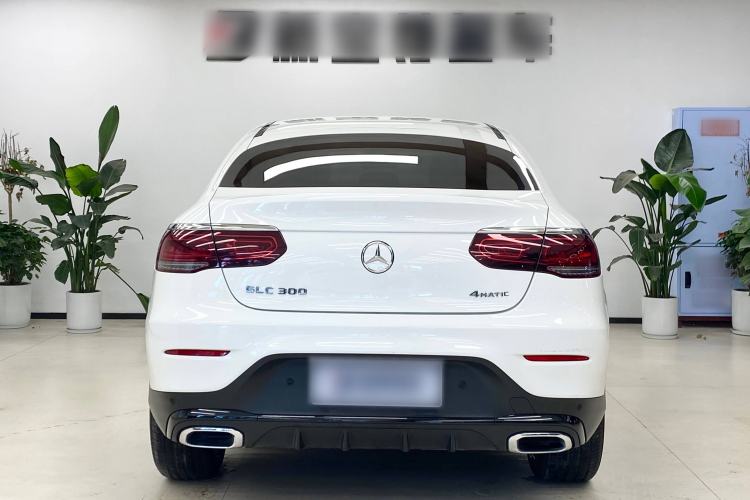 Used Mercedes-Benz GLC Coupe 2022 Refreshed GLC 300 4MATIC Coupe SUV Exterior 3