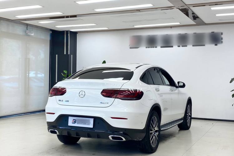Used Mercedes-Benz GLC Coupe 2022 Refreshed GLC 300 4MATIC Coupe SUV Exterior 4