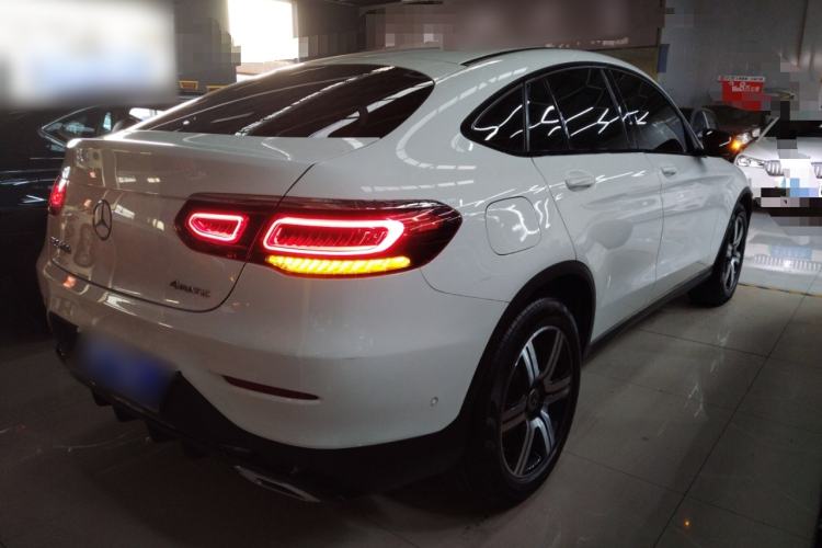 Used Mercedes-Benz GLC Coupe 2022 Refreshed GLC 260 4MATIC Coupe SUV Exterior 5