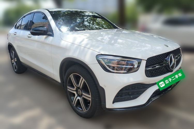 Used Mercedes-Benz GLC Coupe 2022 Refreshed GLC 260 4MATIC Coupe SUV Front Right 45 Deg