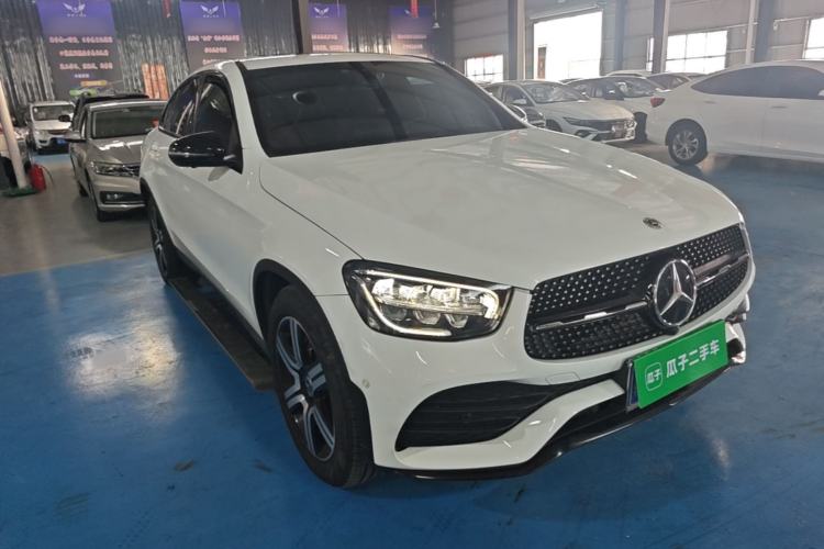 Used Mercedes-Benz GLC Coupe 2022 Refreshed GLC 260 4MATIC Coupe SUV Front Right 45 Deg