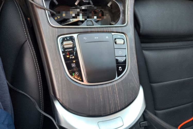 Used Mercedes-Benz GLC Coupe 2022 Refreshed GLC 260 4MATIC Coupe SUV Gear Lever