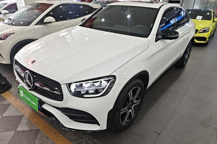 Used Mercedes-Benz GLC Coupe 2022 Refreshed GLC 260 4MATIC Coupe SUV Guazi used car, China used car export, Used car for sale, Used Mercedes-Benz cars, Cheapest cars for sale
