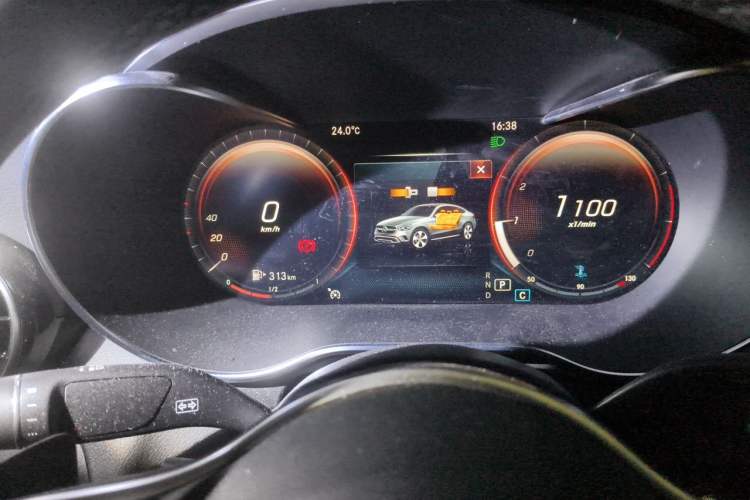 Used Mercedes-Benz GLC Coupe 2022 Refreshed GLC 260 4MATIC Coupe SUV Instrument Cluster