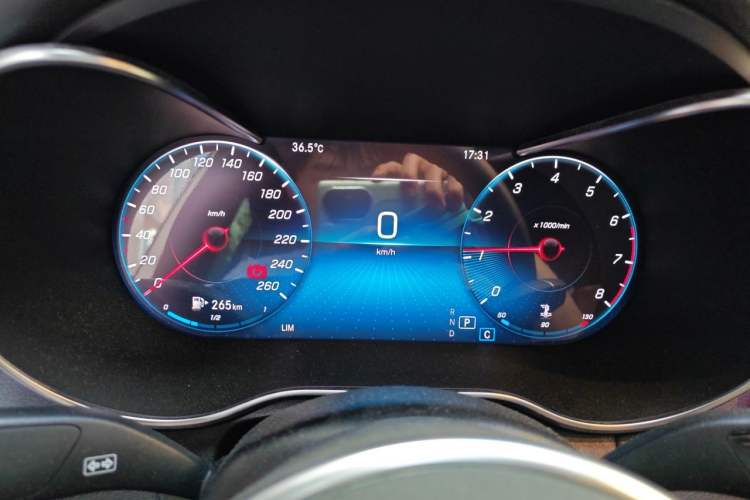 Used Mercedes-Benz GLC Coupe 2022 Refreshed GLC 260 4MATIC Coupe SUV Instrument Cluster