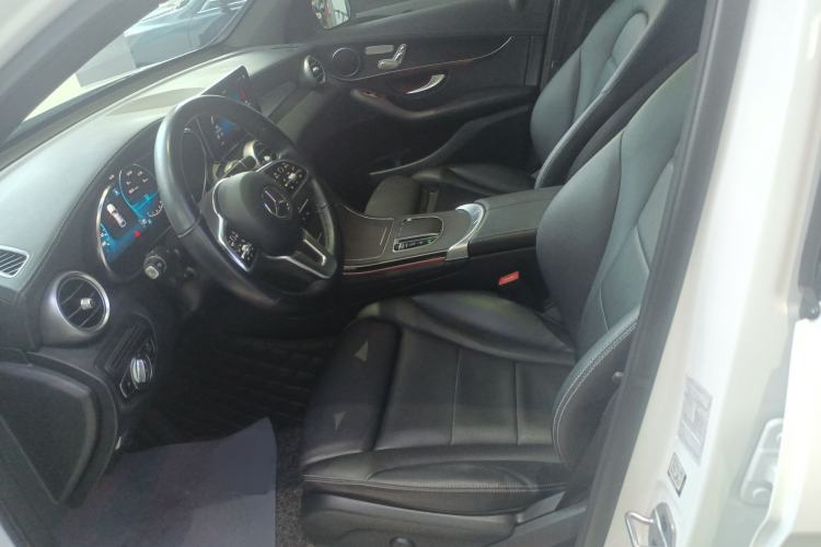 Used Mercedes-Benz GLC Coupe 2022 Refreshed GLC 300 4MATIC Coupe SUV Left Front Seat