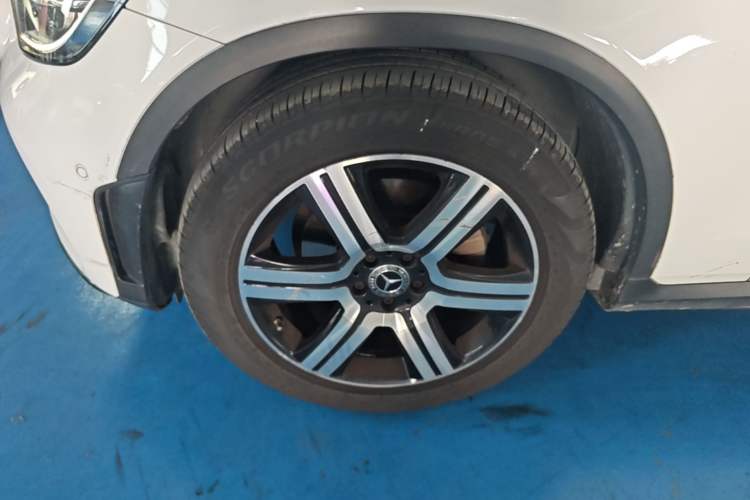 Used Mercedes-Benz GLC Coupe 2022 Refreshed GLC 260 4MATIC Coupe SUV Left Front Wheel Hub