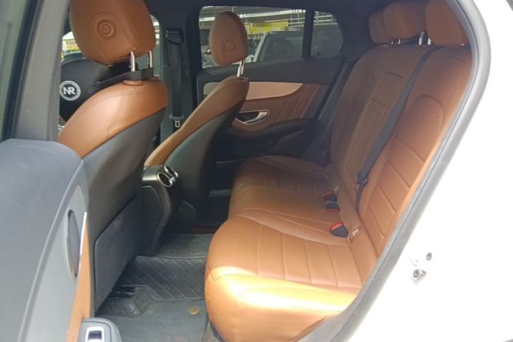Used Mercedes-Benz GLC Coupe 2022 Refreshed GLC 260 4MATIC Coupe SUV Left Rear Seat