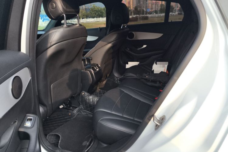Used Mercedes-Benz GLC Coupe 2022 Refreshed GLC 260 4MATIC Coupe SUV Left Rear Seat