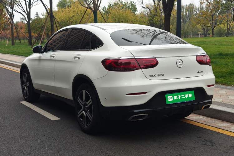 Used Mercedes-Benz GLC Coupe 2022 Refreshed GLC 260 4MATIC Coupe SUV Left Side