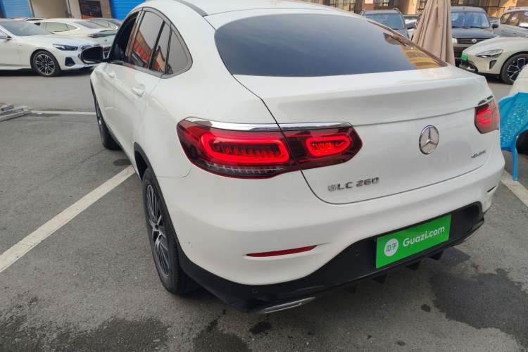Used Mercedes-Benz GLC Coupe 2022 Refreshed GLC 260 4MATIC Coupe SUV Left Side