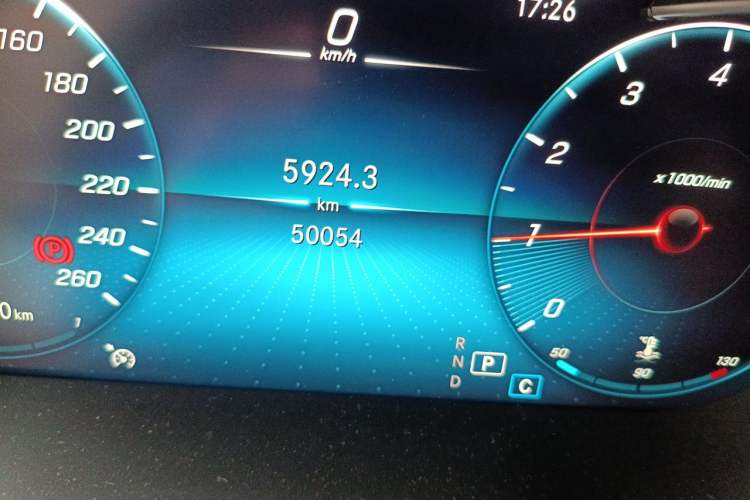 Used Mercedes-Benz GLC Coupe 2022 Refreshed GLC 260 4MATIC Coupe SUV Odometer Close Up