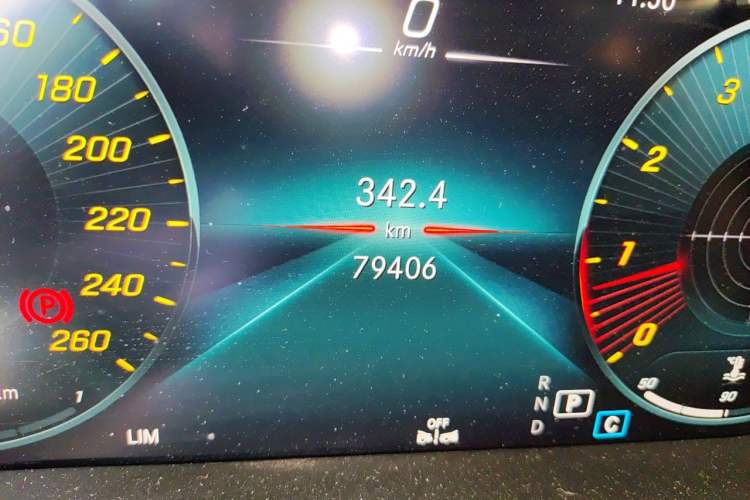Used Mercedes-Benz GLC Coupe 2022 Refreshed GLC 260 4MATIC Coupe SUV Odometer Close Up