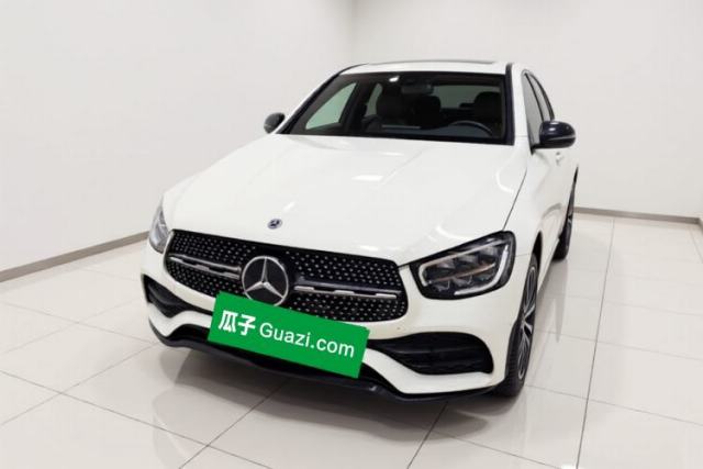 Mercedes-Benz GLC Coupe 2022 Refreshed GLC 260 4MATIC Coupe SUV usado
