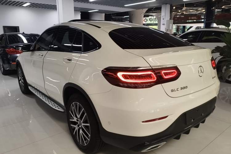Used Mercedes-Benz GLC Coupe 2022 Refreshed GLC 300 4MATIC Coupe SUV Rear Left 45 Deg