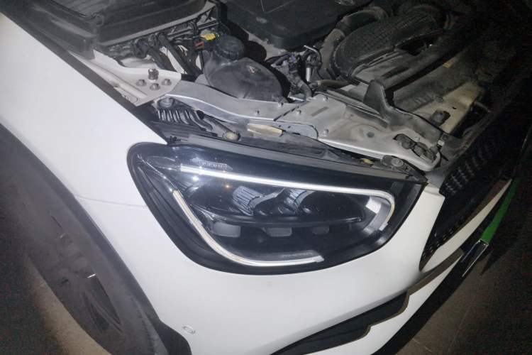 Used Mercedes-Benz GLC Coupe 2022 Refreshed GLC 260 4MATIC Coupe SUV Right Front Headlight