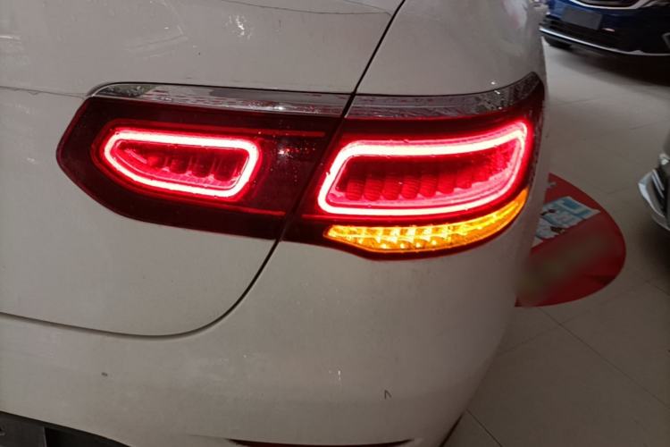 Used Mercedes-Benz GLC Coupe 2022 Refreshed GLC 260 4MATIC Coupe SUV Right Rear Taillight