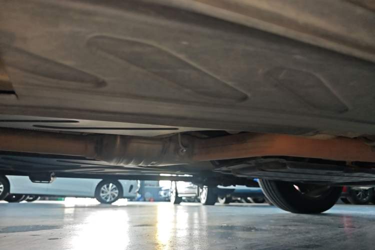 Used Mercedes-Benz GLC Coupe 2022 Refreshed GLC 260 4MATIC Coupe SUV Right Side Sill