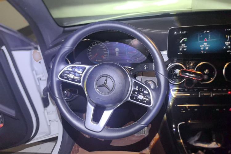 Used Mercedes-Benz GLC Coupe 2022 Refreshed GLC 260 4MATIC Coupe SUV Steering Wheel