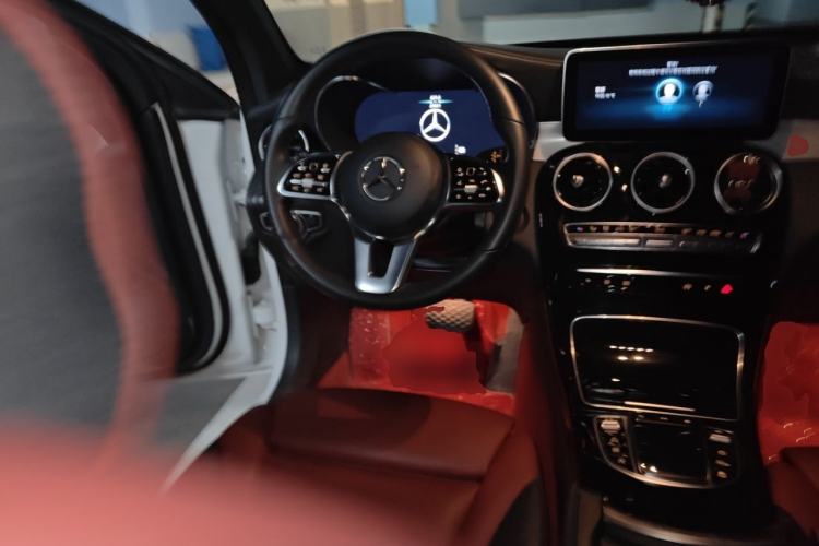 Used Mercedes-Benz GLC Coupe 2022 Refreshed GLC 260 4MATIC Coupe SUV Steering Wheel