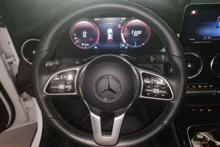 Used Mercedes-Benz GLC Coupe 2022 Refreshed GLC 260 4MATIC Coupe SUV Steering Wheel