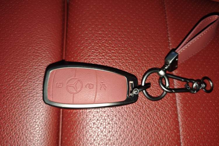 Used Mercedes-Benz GLC Coupe 2022 Refreshed GLC 260 4MATIC Coupe SUV Vehicle Key
