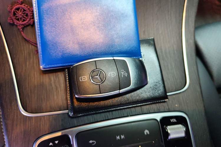 Used Mercedes-Benz GLC Coupe 2022 Refreshed GLC 300 4MATIC Coupe SUV Vehicle Key