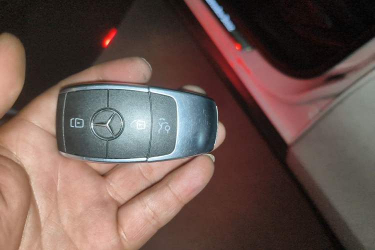 Used Mercedes-Benz GLC Coupe 2022 Refreshed GLC 260 4MATIC Coupe SUV Vehicle Key