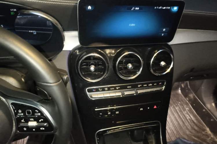 Used Mercedes-Benz GLC Coupe 2023 GLC 260 4MATIC Coupe SUV Audio And AC Panel